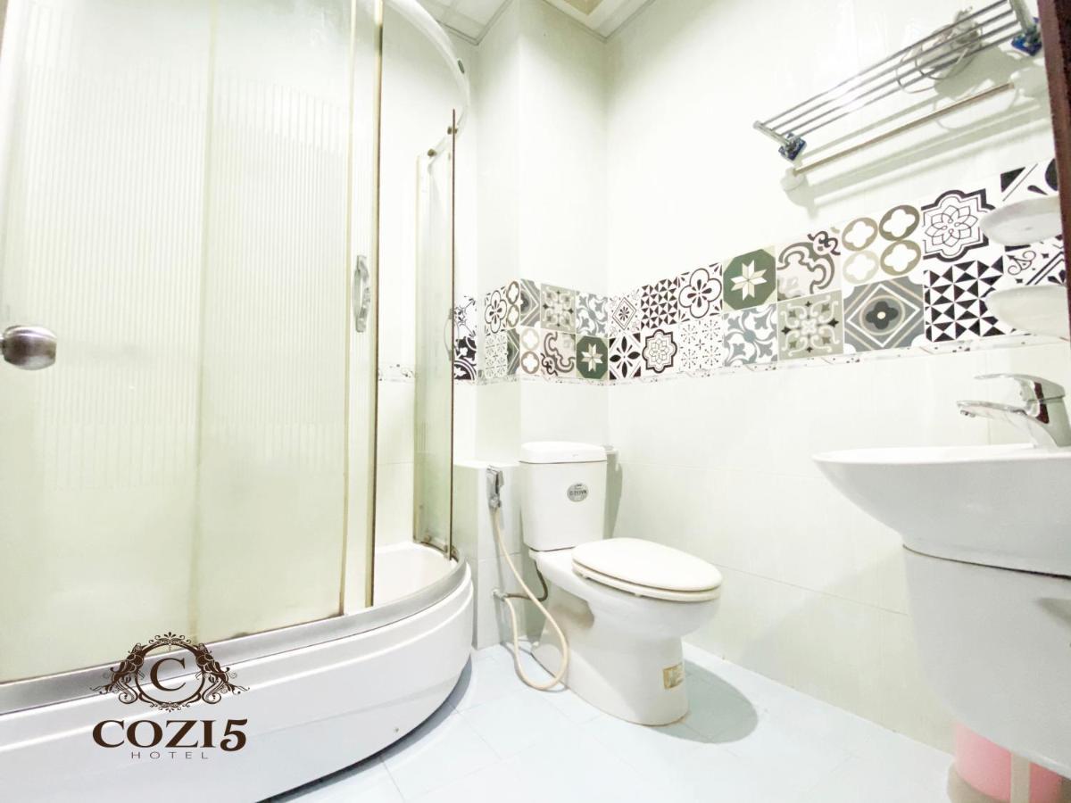 Cozi 5 Hotel & Apartment Hô Chi Minh-Ville Extérieur photo